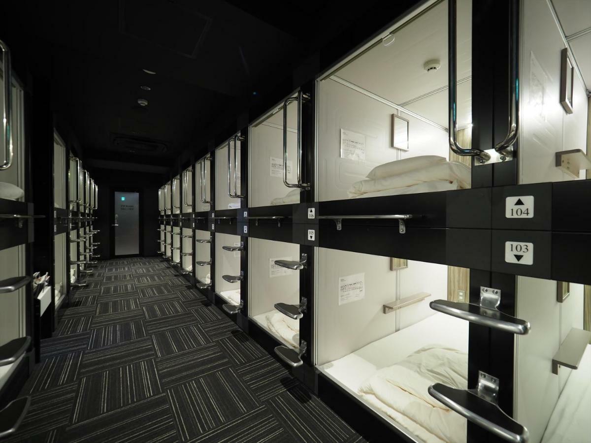 Leo Yu Capsule Hotel Nishifunabashi Exterior photo