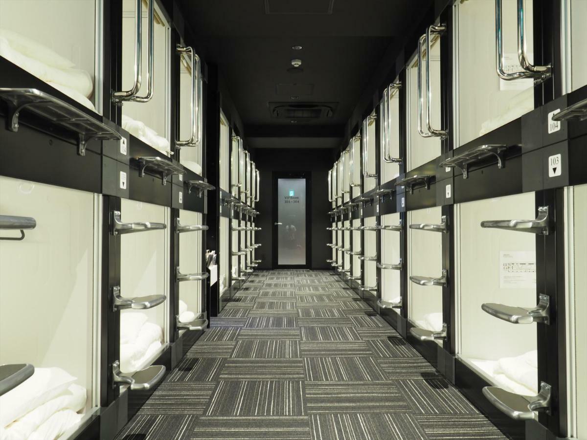 Leo Yu Capsule Hotel Nishifunabashi Exterior photo
