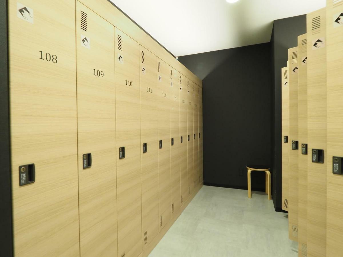 Leo Yu Capsule Hotel Nishifunabashi Exterior photo