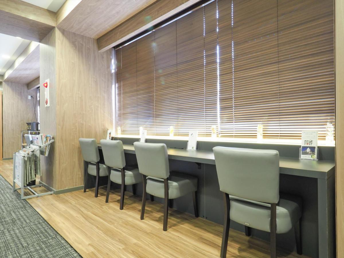 Leo Yu Capsule Hotel Nishifunabashi Exterior photo