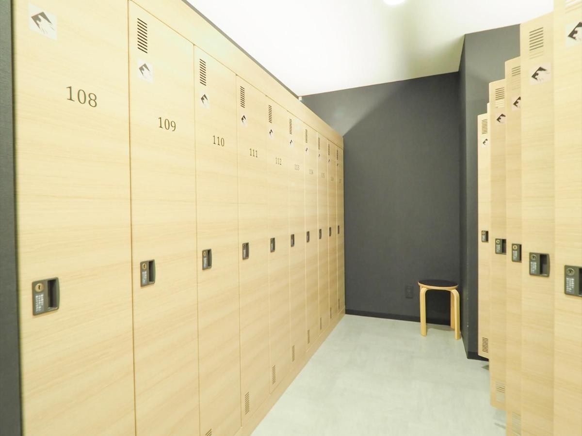 Leo Yu Capsule Hotel Nishifunabashi Exterior photo